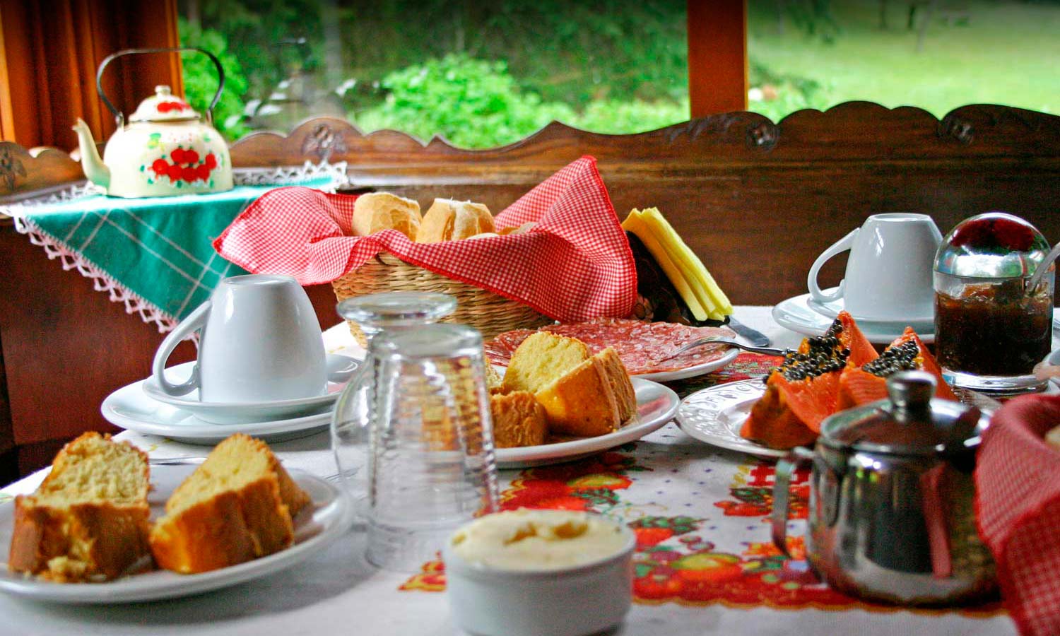 cafe-da-manha-pousada-gramado-rs-7